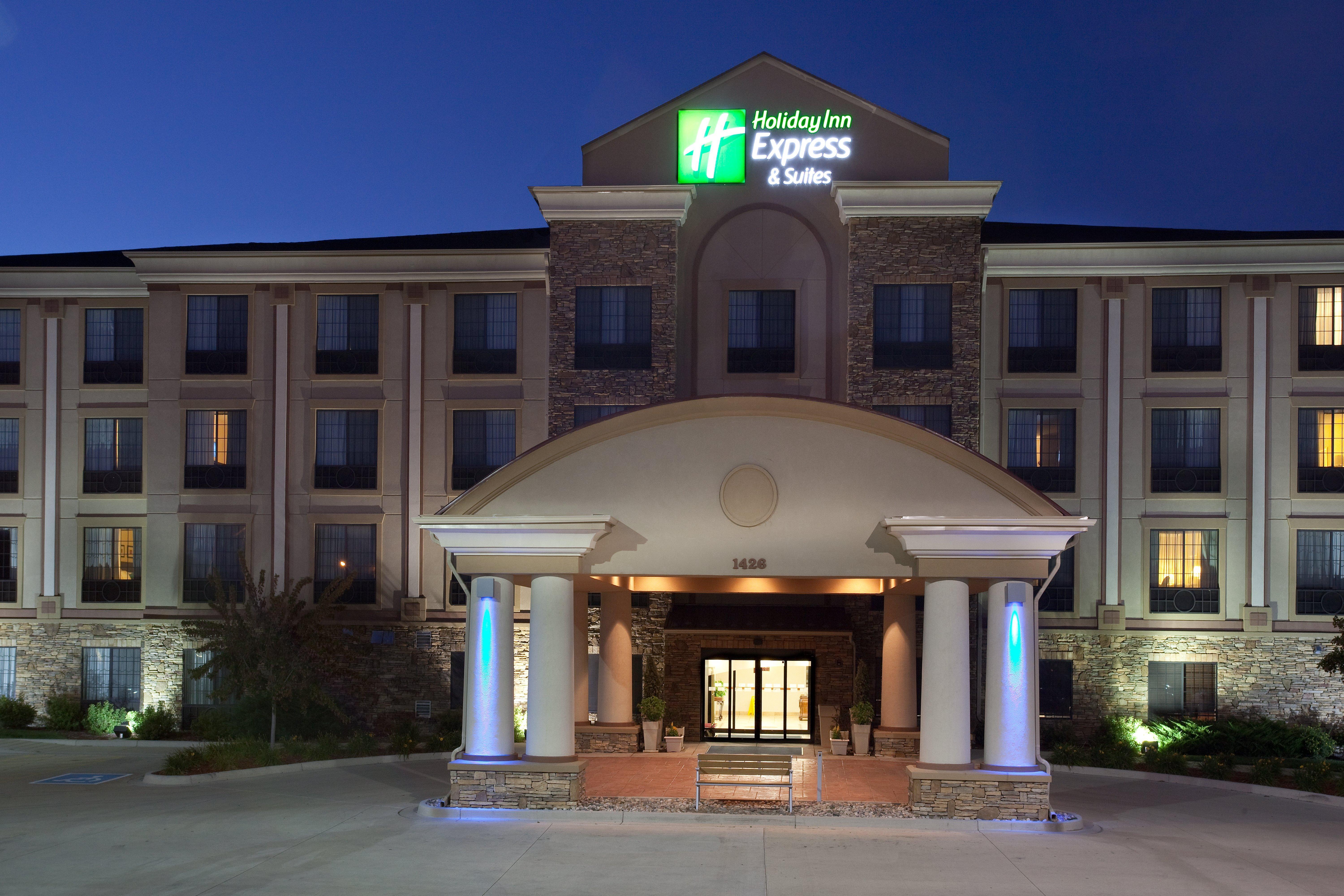 Holiday Inn Express Hotel & Suites Fort Collins By Ihg Extérieur photo