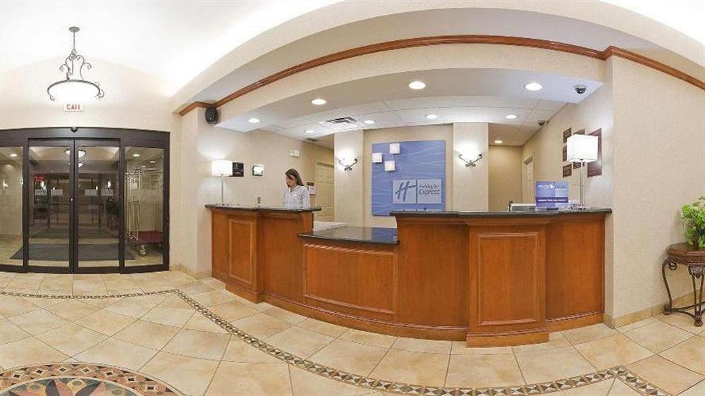 Holiday Inn Express Hotel & Suites Fort Collins By Ihg Extérieur photo
