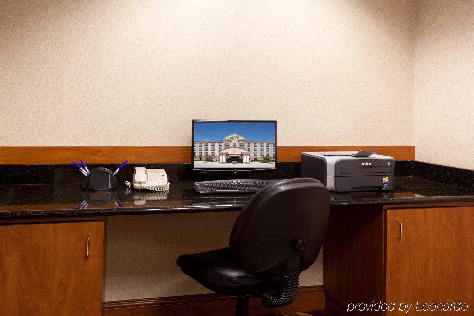 Holiday Inn Express Hotel & Suites Fort Collins By Ihg Extérieur photo