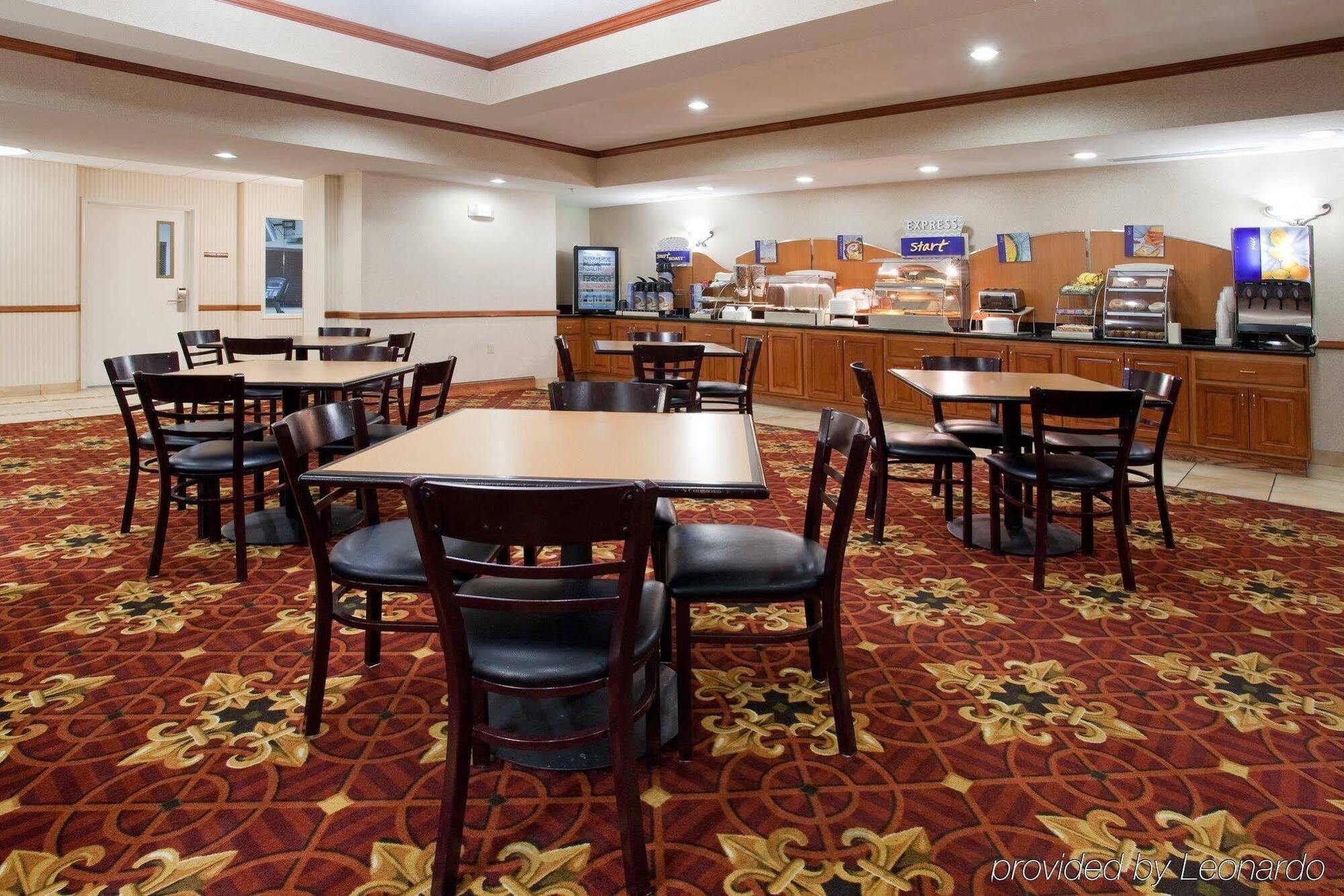 Holiday Inn Express Hotel & Suites Fort Collins By Ihg Extérieur photo